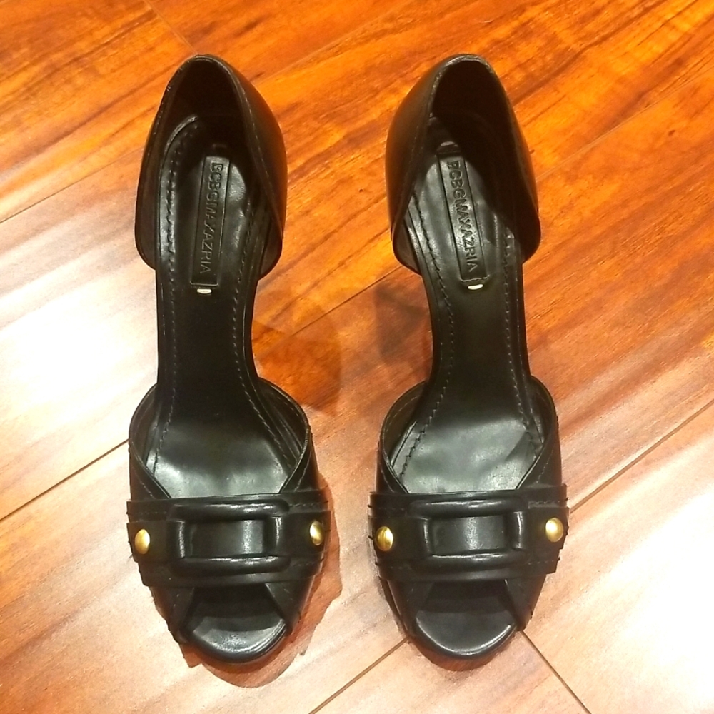 BCBGMaxazria Leather Shoes size 9 1/2